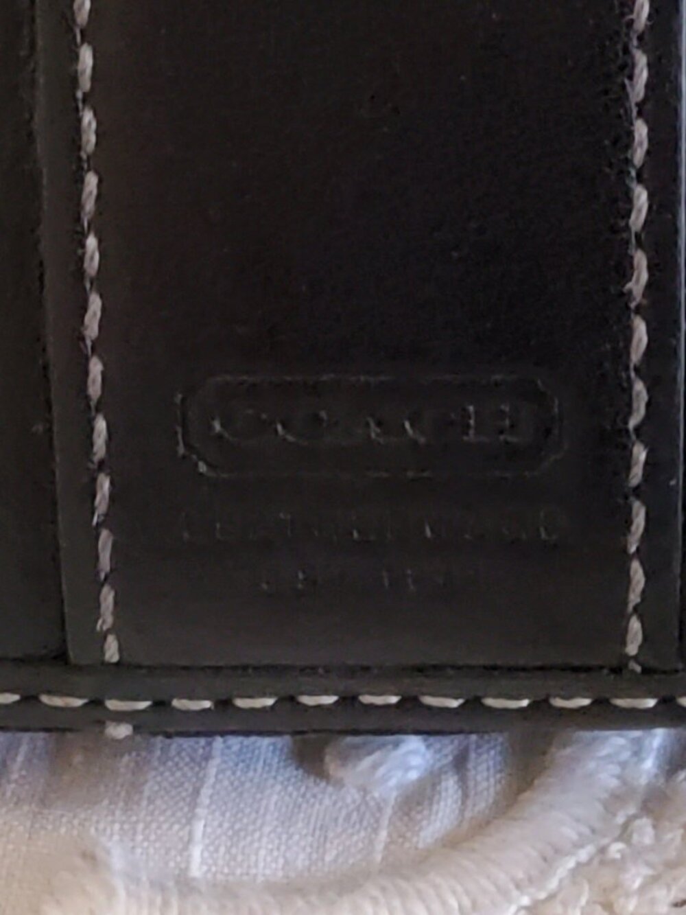 Vintage Coach Bifold Wallet in Black - Picture 2 of 6